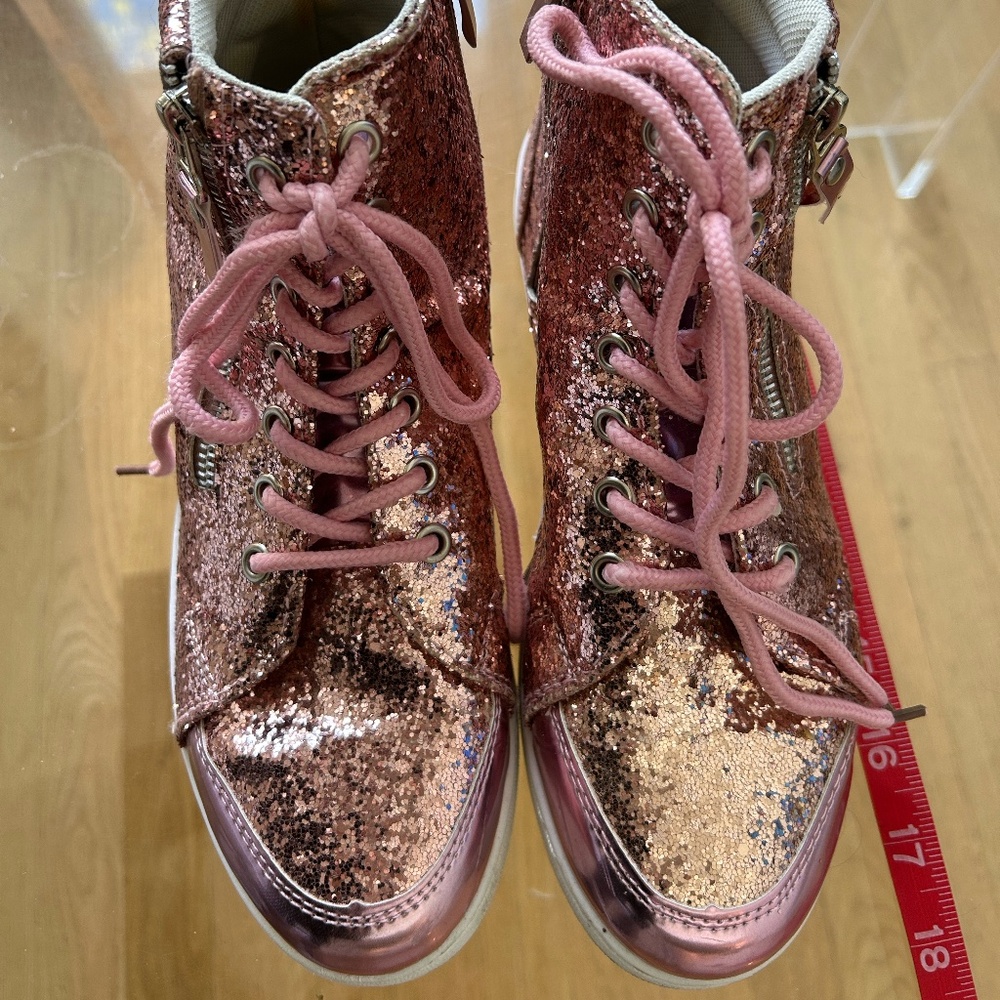 Forever Women's Pink Glitter High Tops with Zipper - Size 7.5